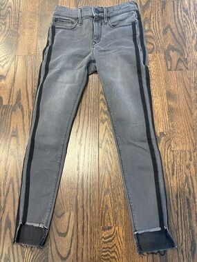 Express Women's Gray Skinny Jeans with Black Side Stripes Size 00